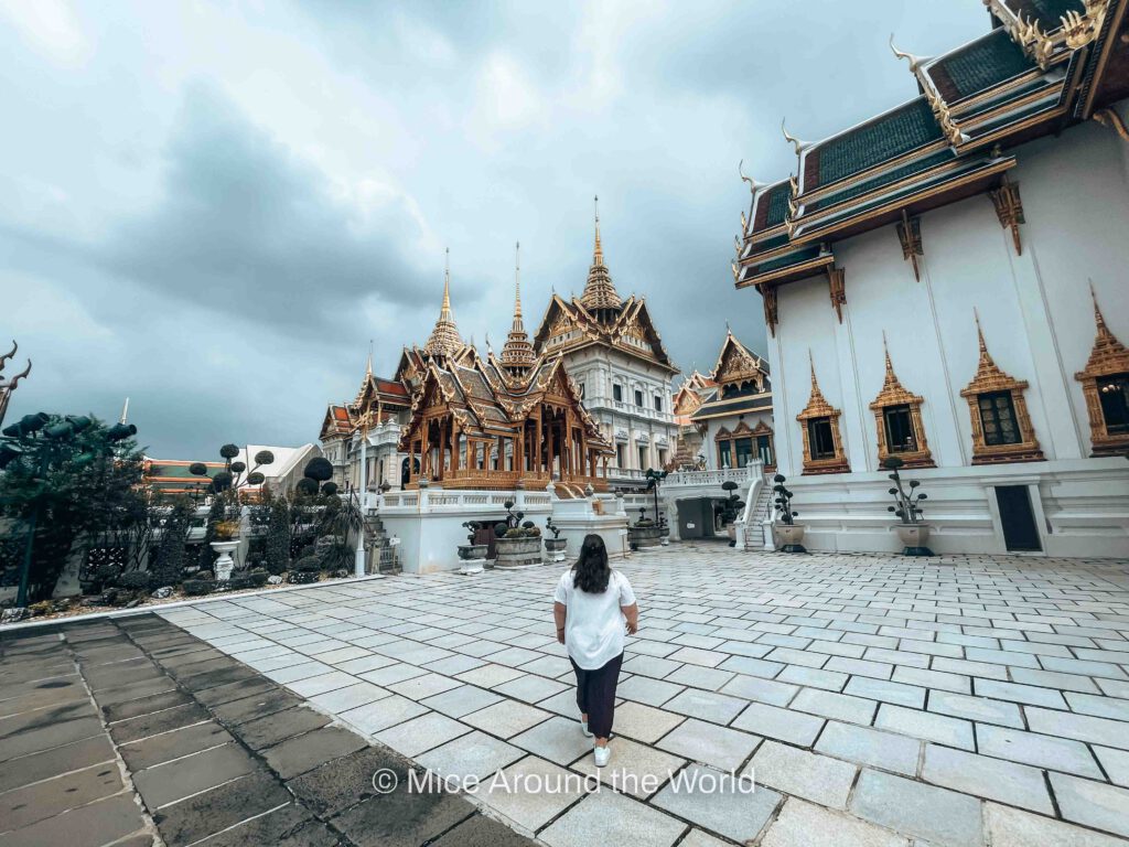 Grand Palace scam Bangkok Thailand